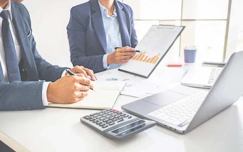 Why Outsourcing Bookkeeping is Crucial for SMEs